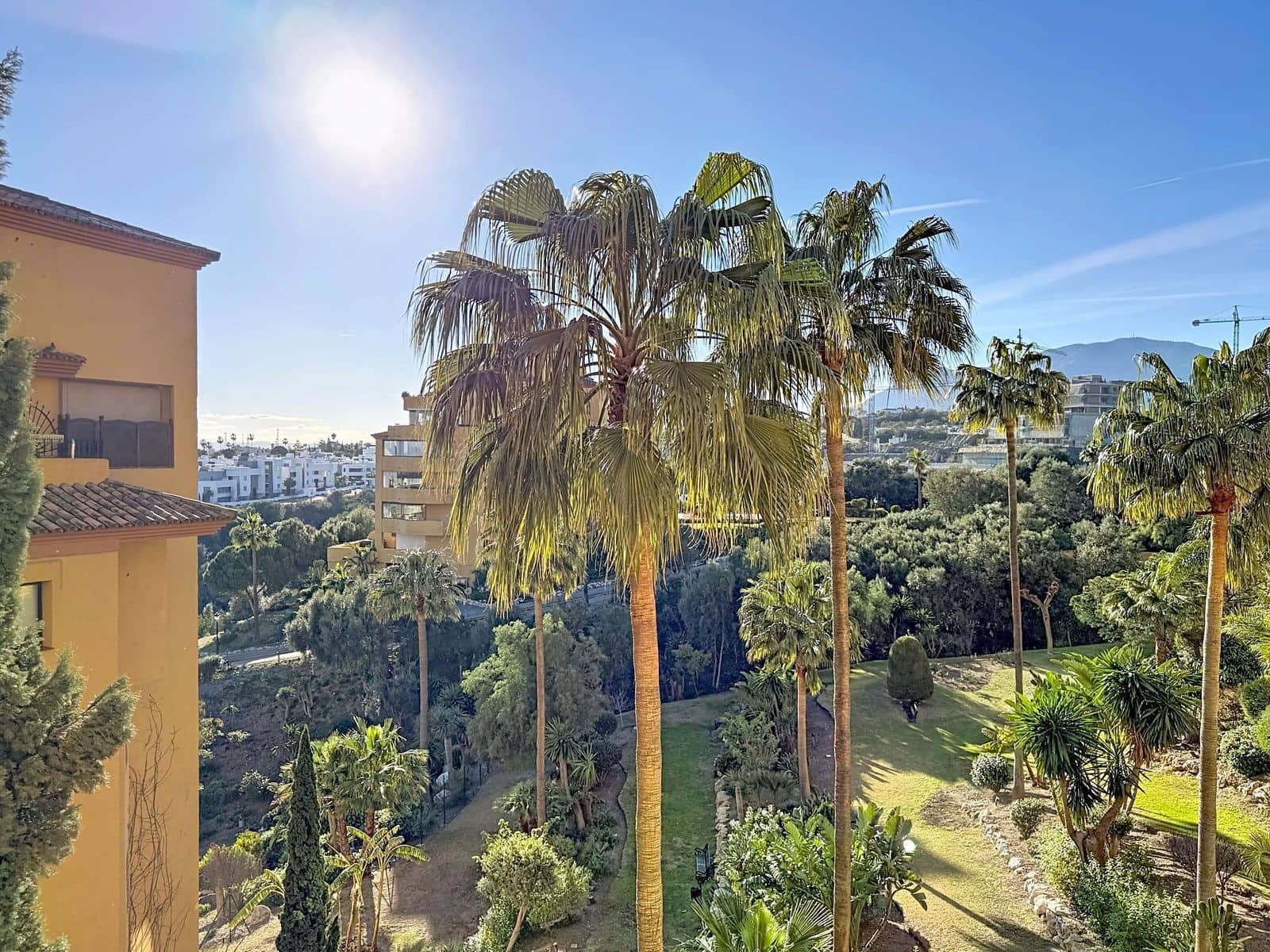 2 makuuhuone Huoneisto myytävänä paikassa New Golden Mile - 299 000 € (Ref: 9611197)