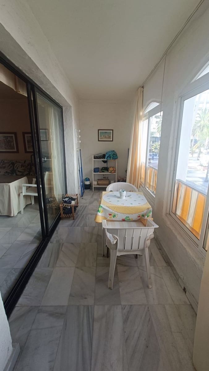 2 quarto Apartamento para venda em Puerto Banus - 490 000 € (Ref: 9611198)