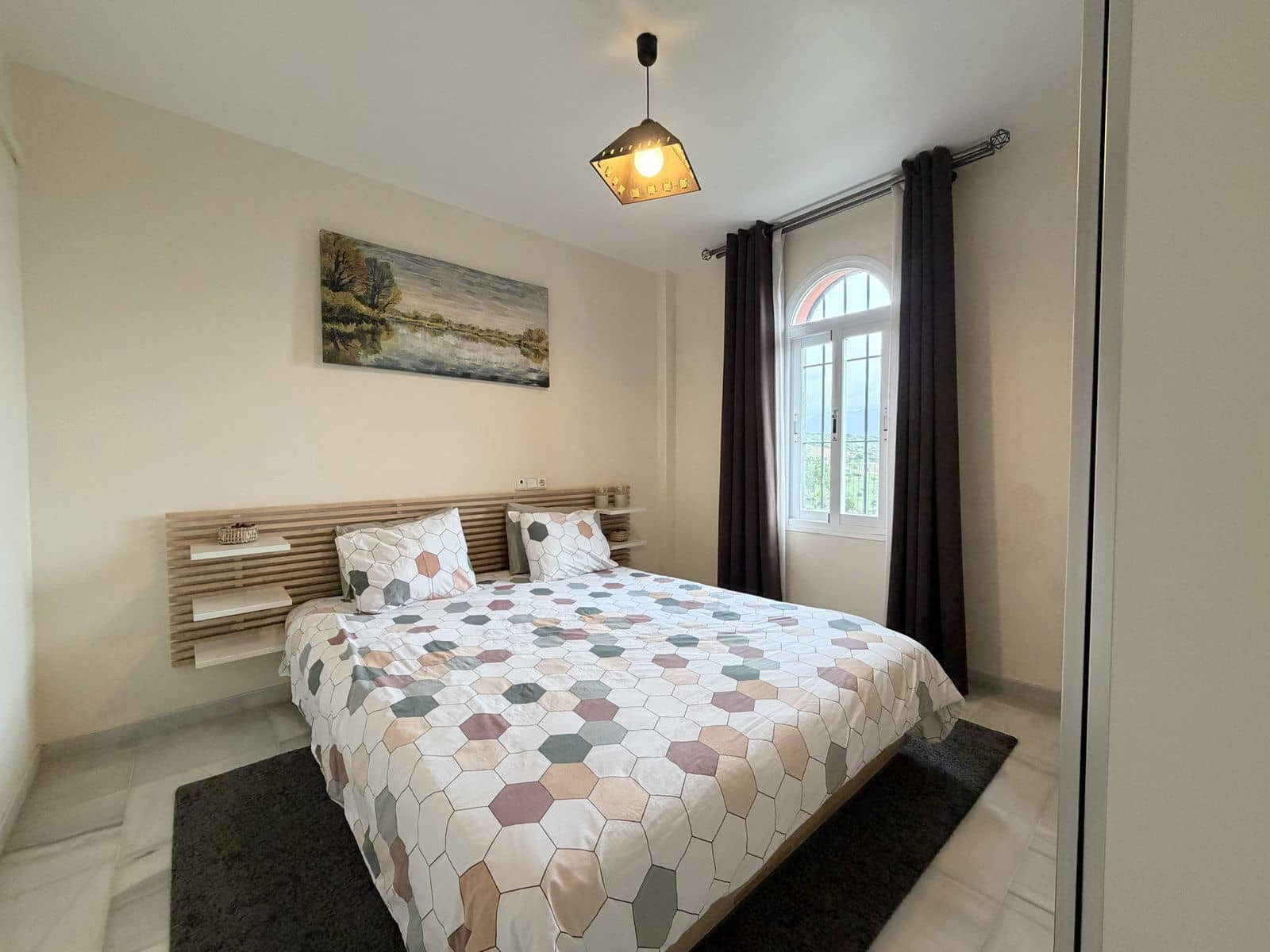 3 chambre Appartement à vendre à La Duquesa / Puerto de la Duquesa - 330 000 € (Ref: 9611200)