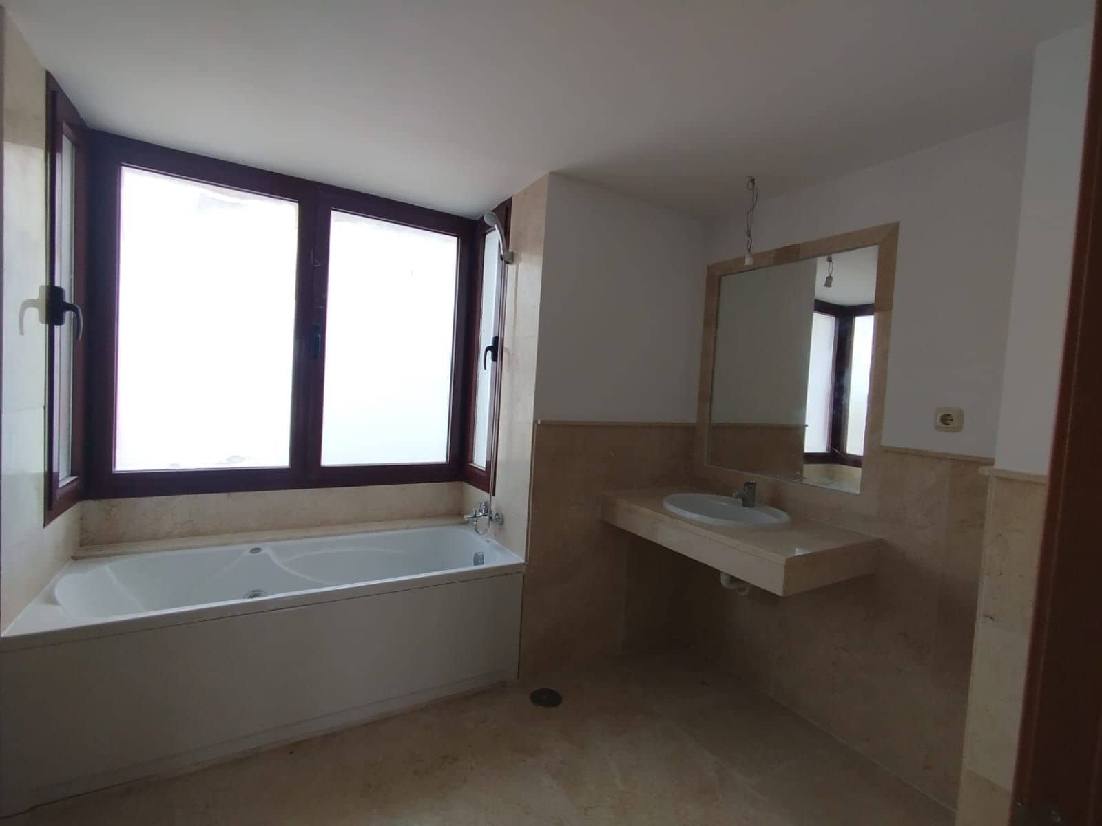 2 soveværelse Byhus til salg i Casares - € 489.000 (Ref: 9611205)