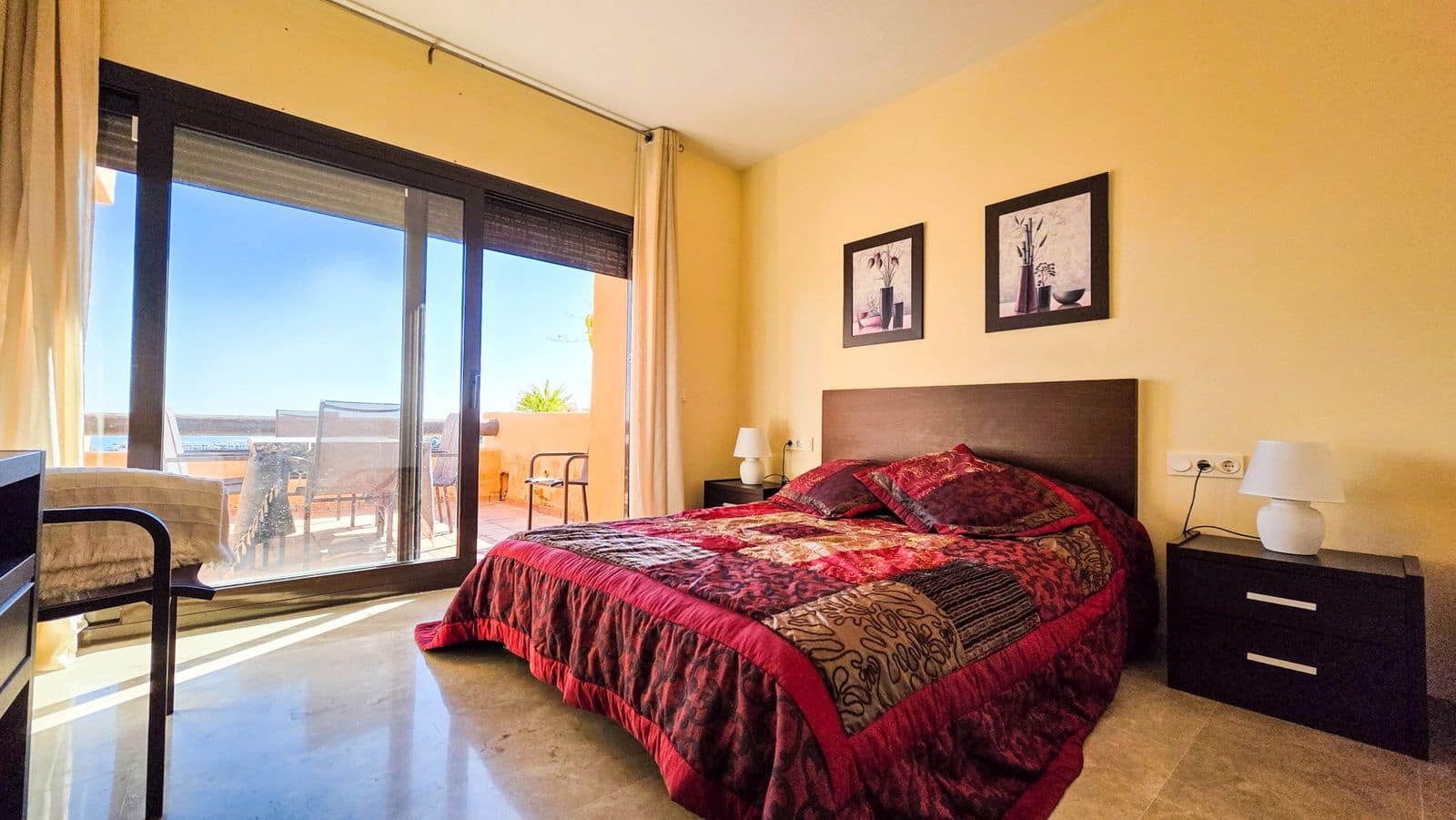 3 chambre Penthouse à vendre à La Duquesa / Puerto de la Duquesa - 495 000 € (Ref: 9611213)