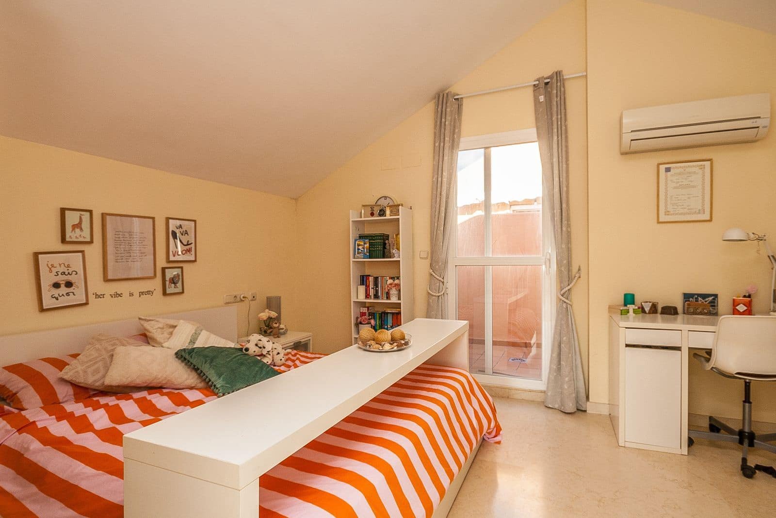 Ático de 2 habitaciones en Elviria en venta - 498.000 € (Ref: 9611216)