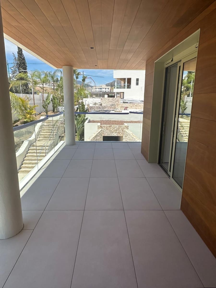 2 camera da letto Appartamento in vendita in Golden Mile - 2.600.000 € (Rif: 9611217)