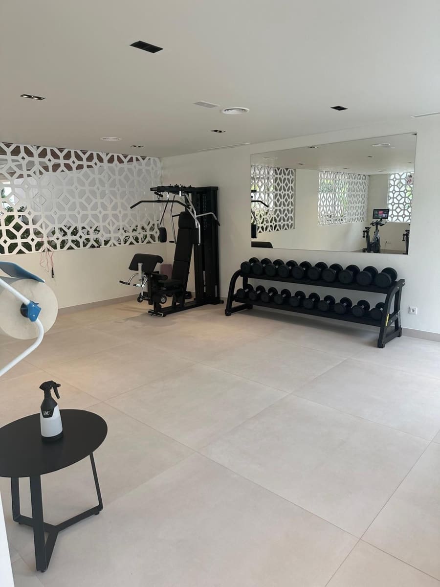 2 camera da letto Appartamento in vendita in Golden Mile - 2.600.000 € (Rif: 9611217)