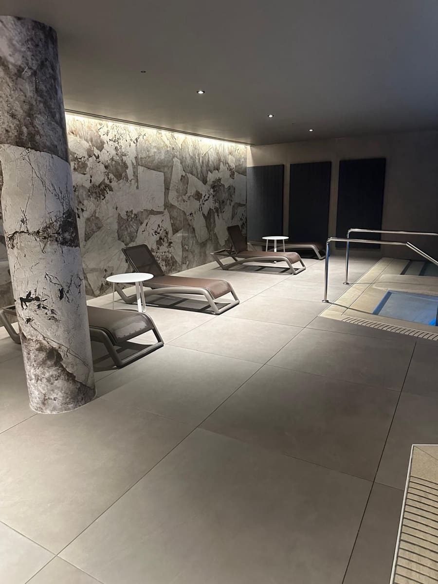 2 camera da letto Appartamento in vendita in Golden Mile - 2.600.000 € (Rif: 9611217)