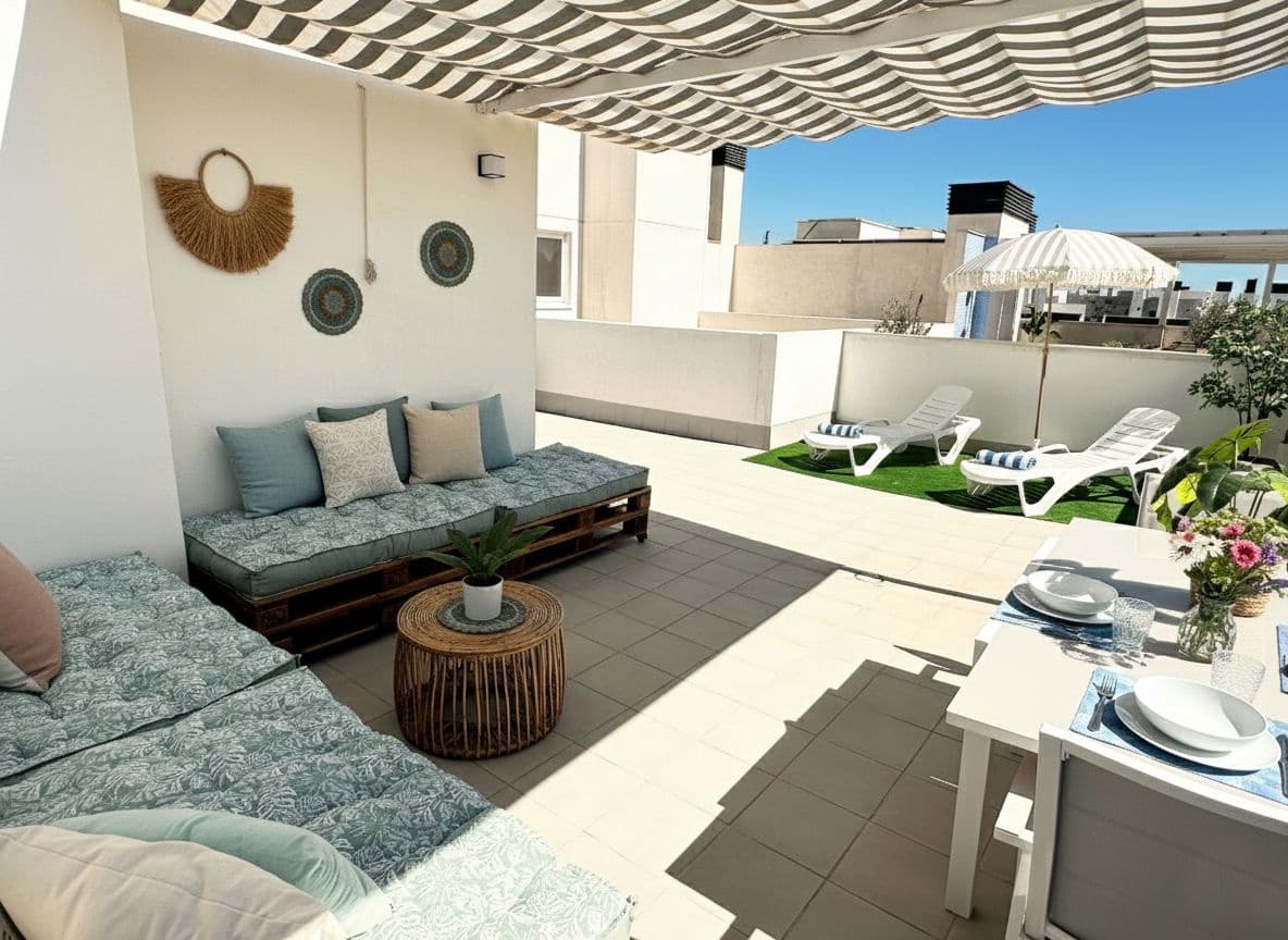 3 sovrum Takvåning till salu i Estepona - 759 000 € (Ref: 9611218)