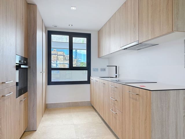 Apartamento de 2 habitaciones en Casares en venta - 390.000 € (Ref: 9611224)