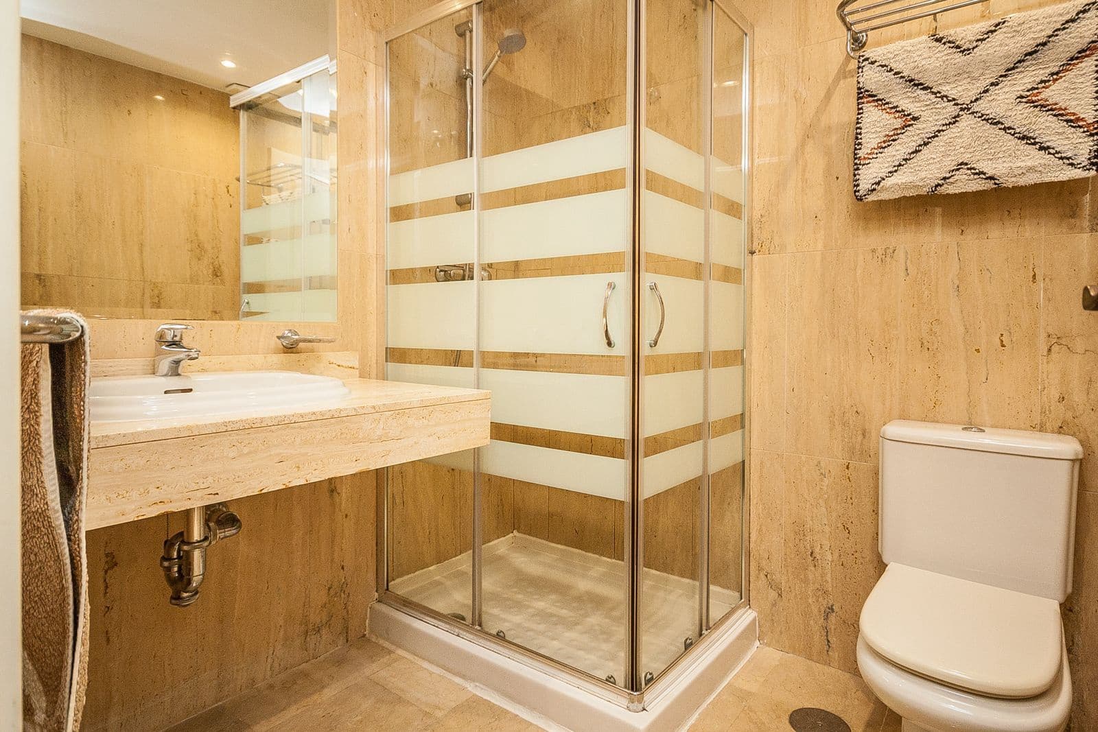 2 Zimmer Apartment zu verkaufen in Elviria - 385.000 € (Ref: 9611226)