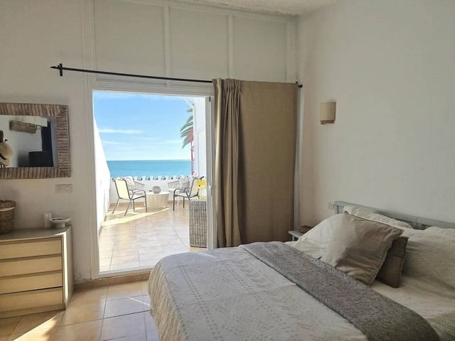 Apartamento Playa de 1 habitación en Estepona en venta - 350.000 € (Ref: 9611229)