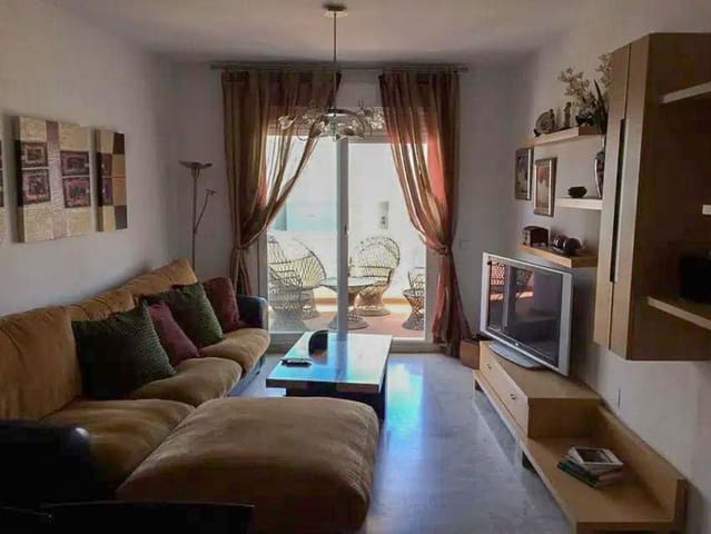 2 sypialnia Penthouse na sprzedaż w Golden Mile, Marbella - 815 000 € (Ref: 9611230)