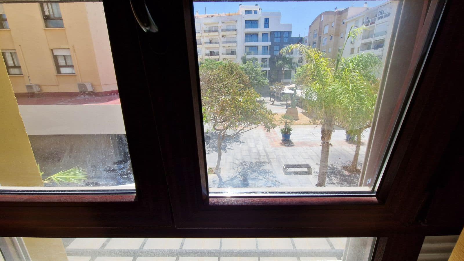 3 bedroom Apartment for sale in Estepona - € 330,000 (Ref: 9615578)