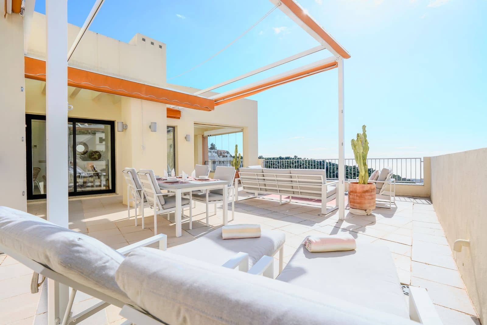 2 quarto Penthouse para venda em Marbella - 549 000 € (Ref: 9615579)