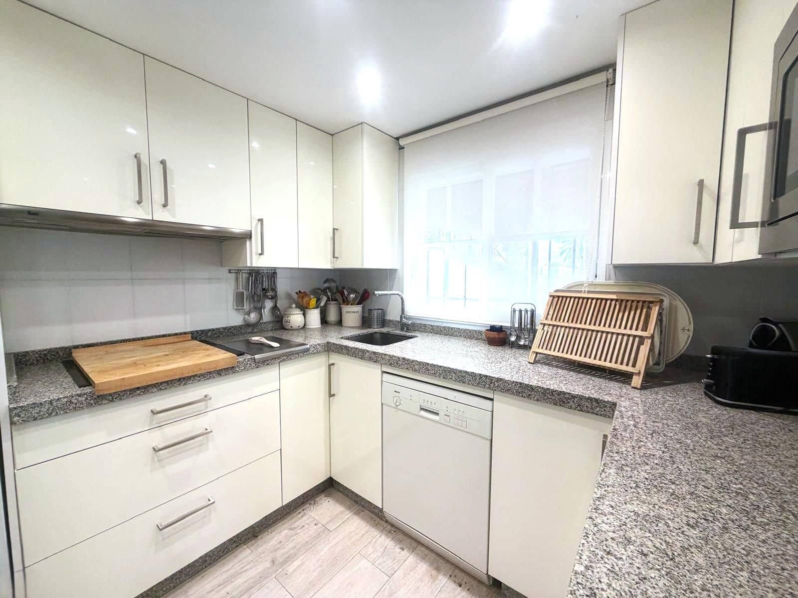 4 sypialnia Dom na sprzedaż w New Golden Mile - 515 000 € (Ref: 9615580)