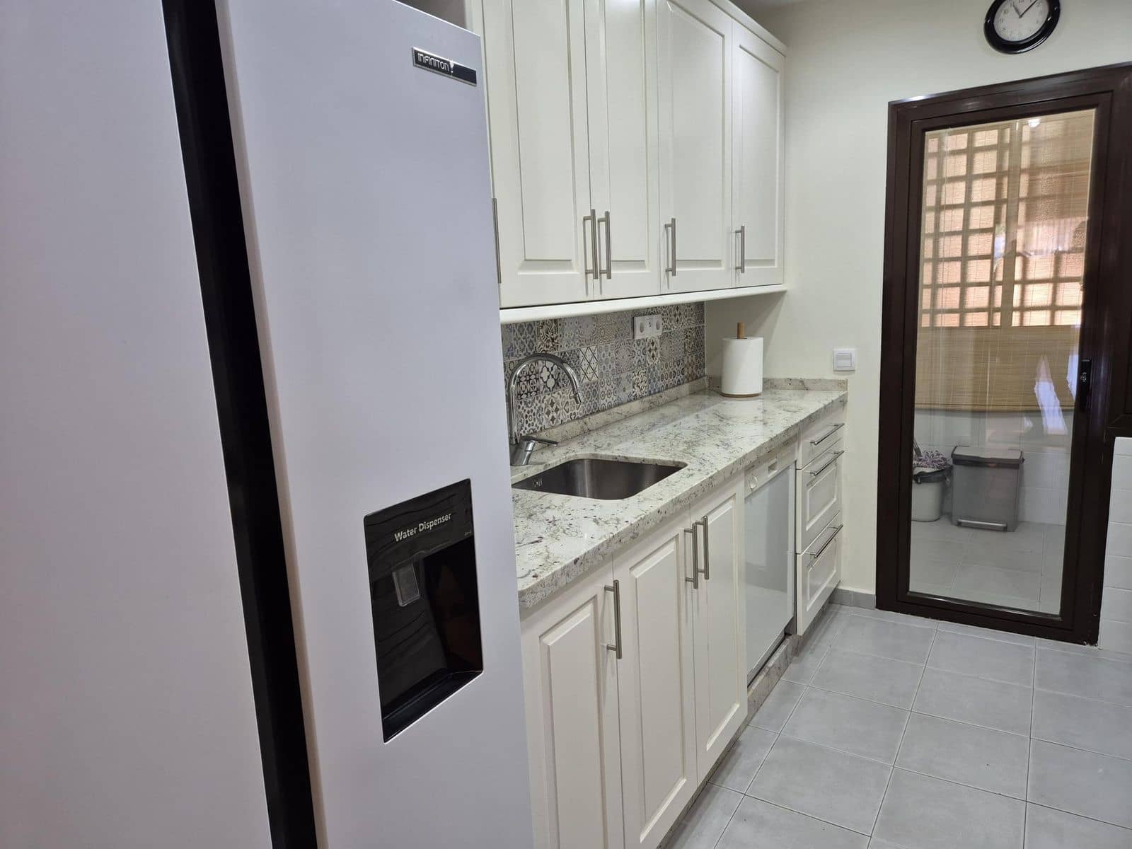 2 sovrum Lägenhet till salu i Estepona - 329 000 € (Ref: 9615581)