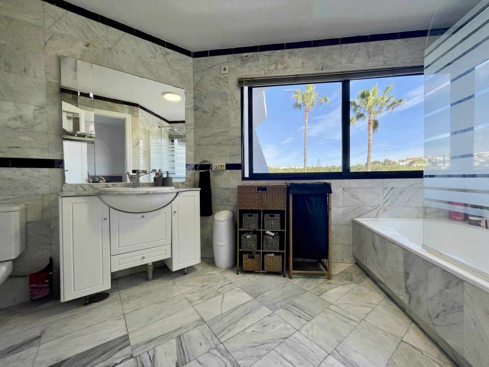 3 slaapkamer Huis te koop in Benalmadena - € 660.000 (Ref: 9615583)