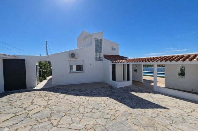4 soveværelse Villa til salg i Punta de la Chullera, Manilva - € 765.000 (Ref: 9615587)