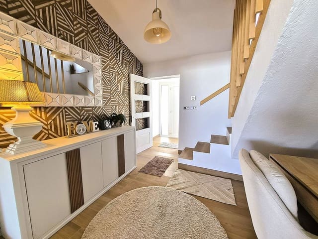 4 soveværelse Villa til salg i Punta de la Chullera, Manilva - € 765.000 (Ref: 9615587)