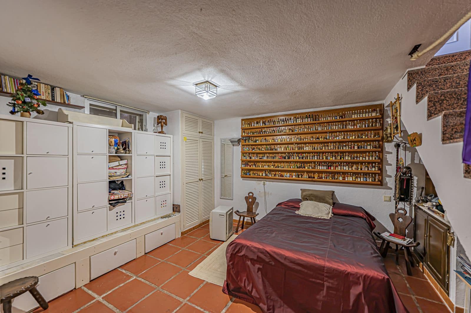 4 makuuhuone Omakotitalo myytävänä paikassa Golden Mile - 879 000 € (Ref: 9615589)