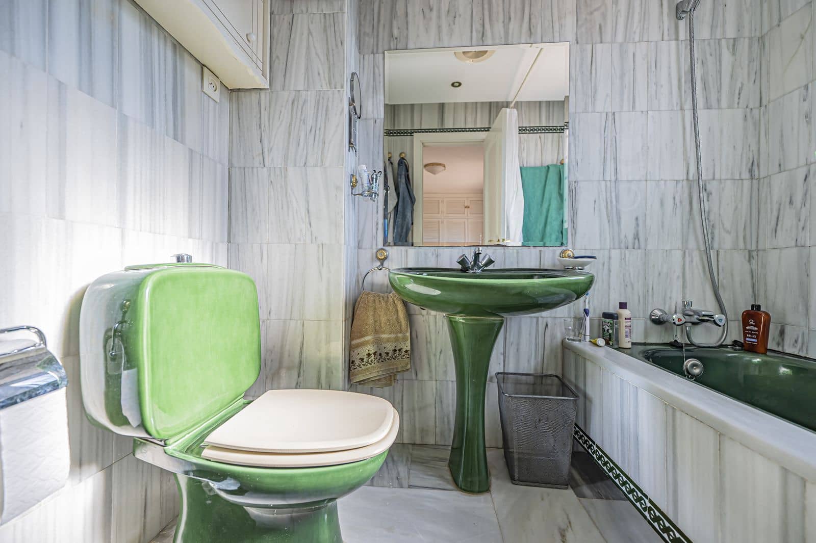 4 makuuhuone Omakotitalo myytävänä paikassa Golden Mile - 879 000 € (Ref: 9615589)