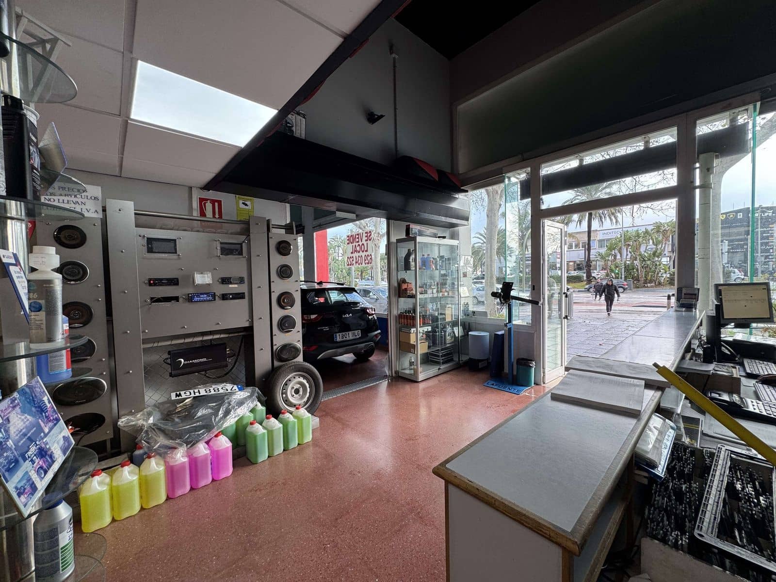 Autotalli myytävänä paikassa Marbella - 2 200 000 € (Ref: 9615598)