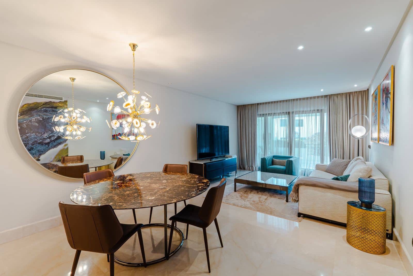 3 bedroom Apartment for sale in Estepona - € 1,700,000 (Ref: 9615599)