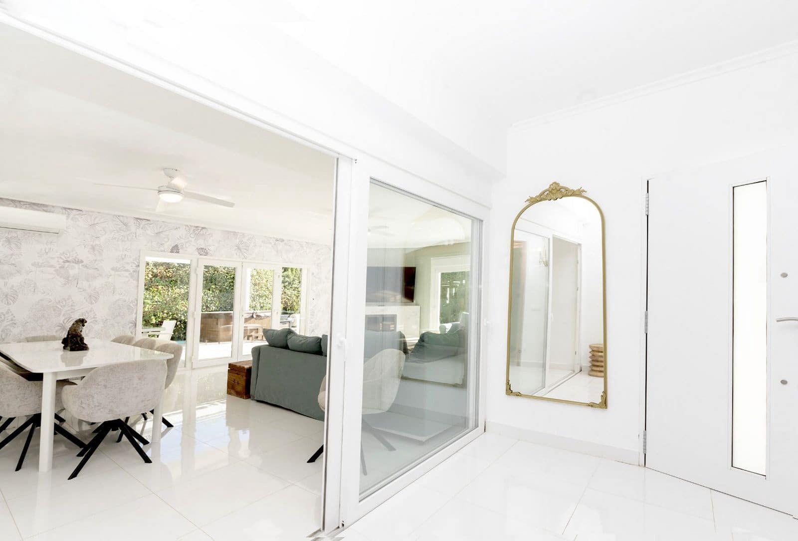 6 bedroom Villa for sale in Benalmadena - € 1,595,000 (Ref: 9615603)