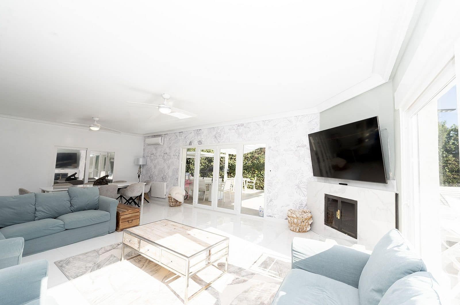 6 bedroom Villa for sale in Benalmadena - € 1,595,000 (Ref: 9615603)