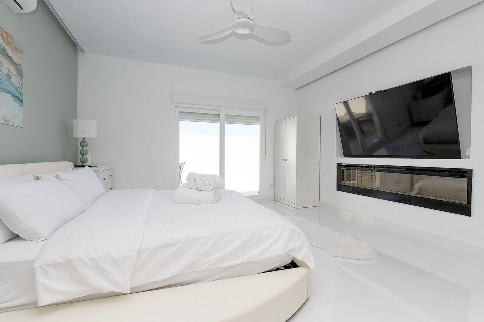 6 bedroom Villa for sale in Benalmadena - € 1,595,000 (Ref: 9615603)