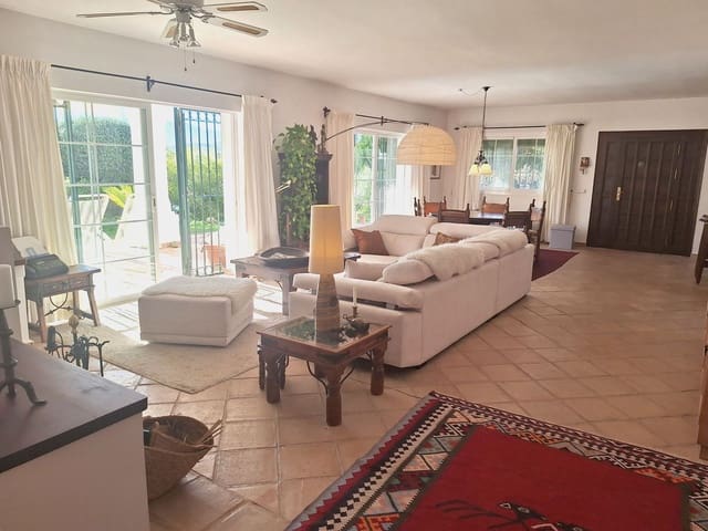 2 soverom Villa til salgs i Benahavís - € 986 000 (Ref: 9615604)