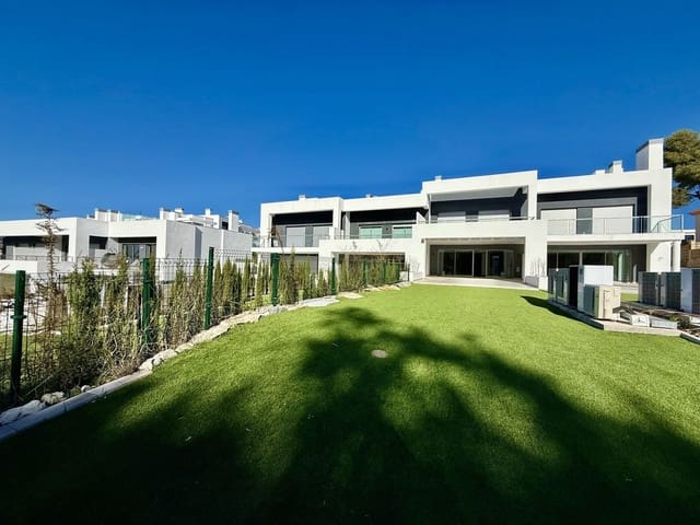 3 sovrum Hus till salu i San Pedro de Alcantara, Marbella - 1 100 000 € (Ref: 9615606)