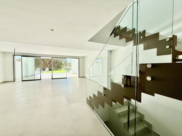 3 sovrum Hus till salu i San Pedro de Alcantara, Marbella - 1 100 000 € (Ref: 9615606)