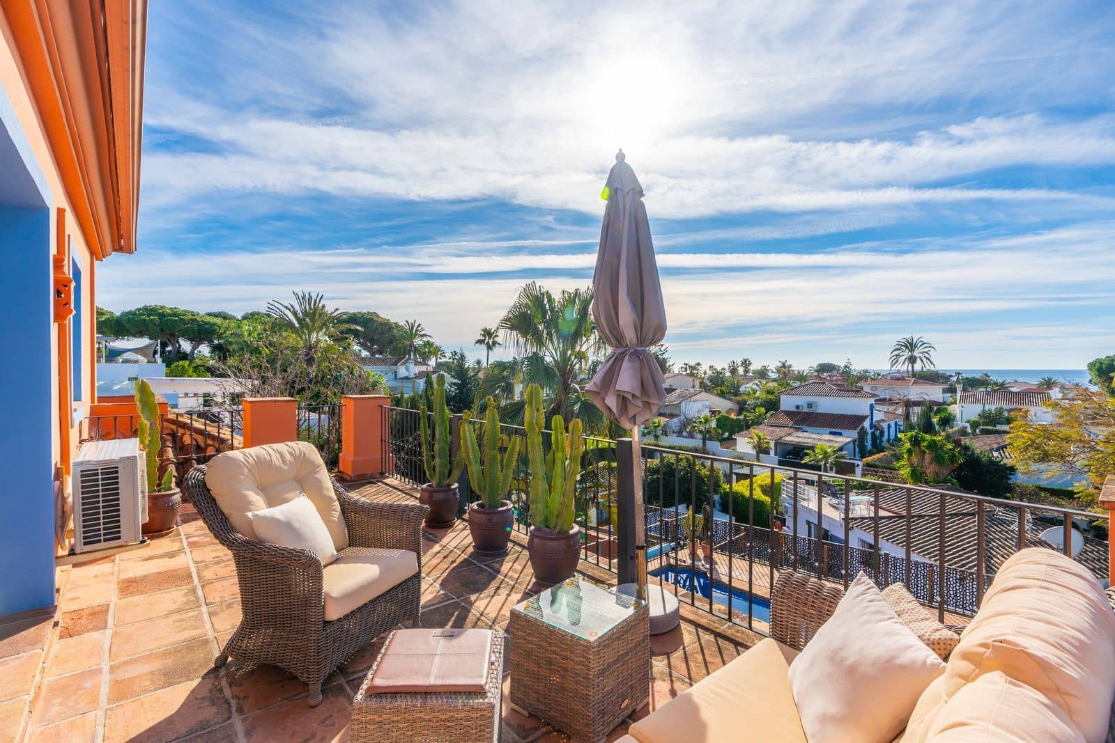 3 slaapkamer Villa te koop in Marbesa - € 2.275.000 (Ref: 9615614)