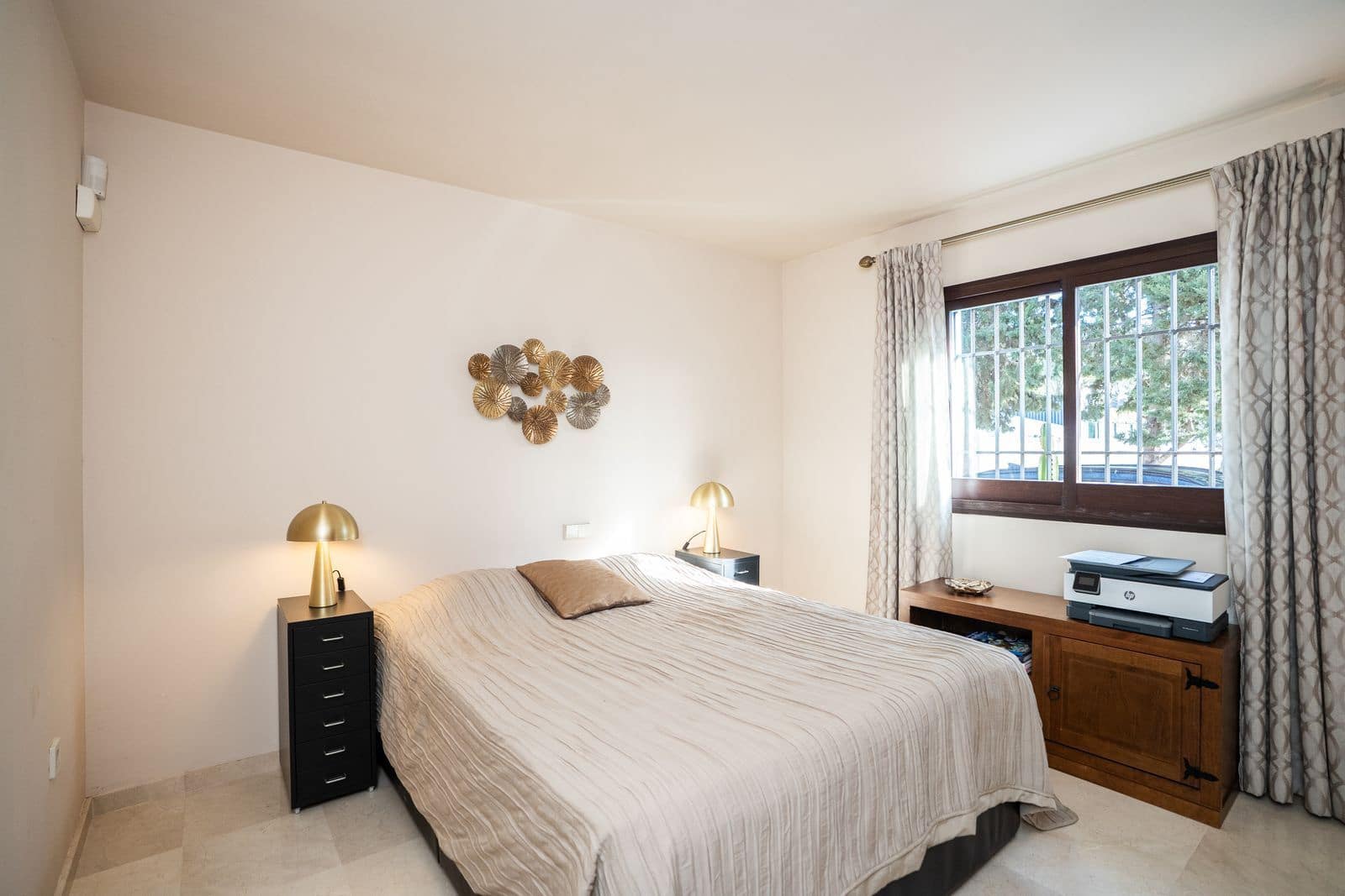 3 slaapkamer Villa te koop in Marbesa - € 2.275.000 (Ref: 9615614)