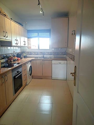 2 bedroom Penthouse for sale in La Reserva, Marbella - € 350,000 (Ref: 9615619)