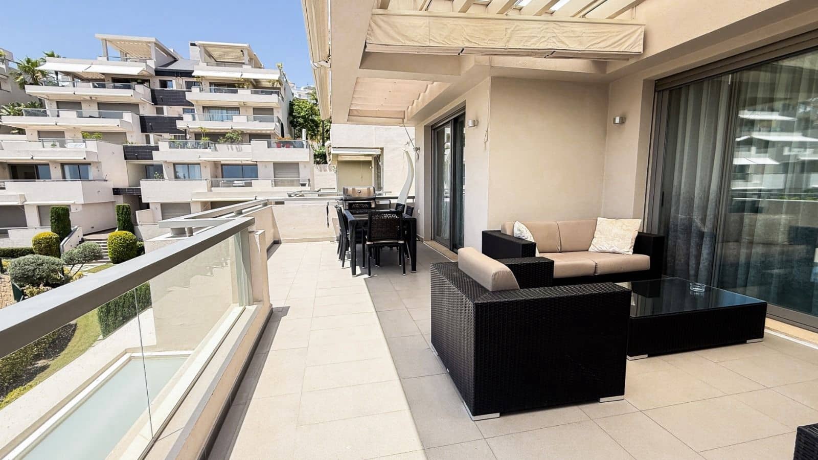3 slaapkamer Appartement te koop in Benahavis - € 795.000 (Ref: 9651375)