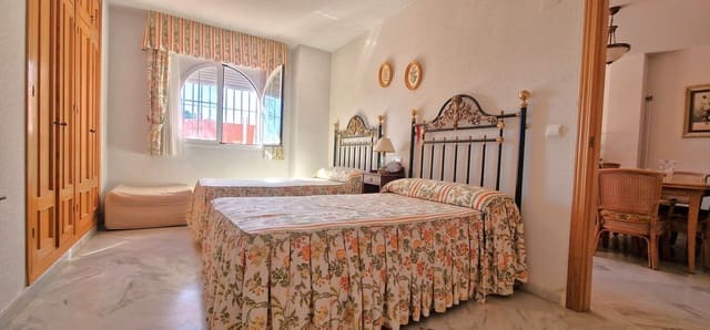 3 Zimmer Apartment zu verkaufen in El Rosario, Marbella - 750.000 € (Ref: 9651384)