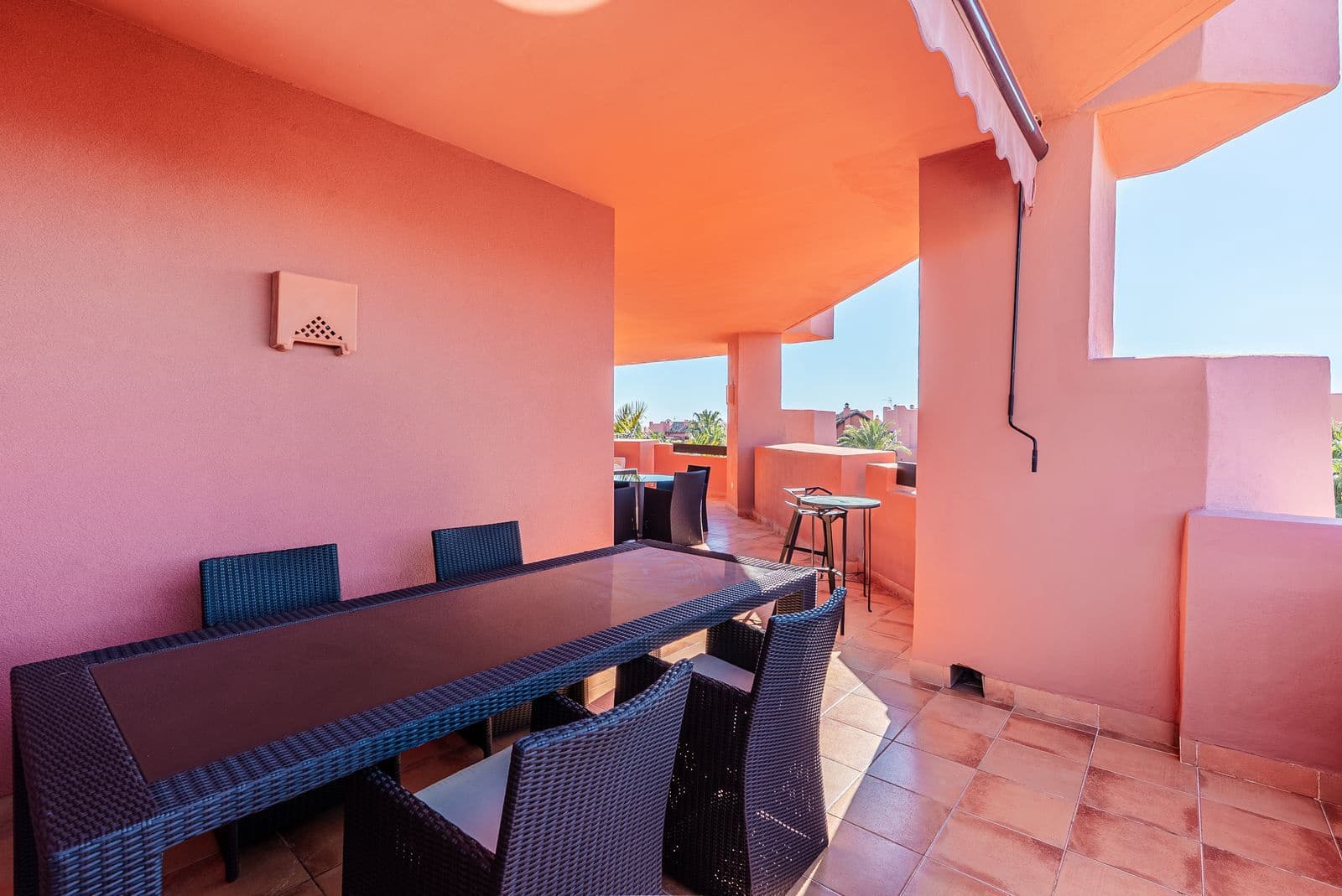 Apartamento de 3 habitaciones en New Golden Mile en venta - 1.075.000 € (Ref: 9651387)