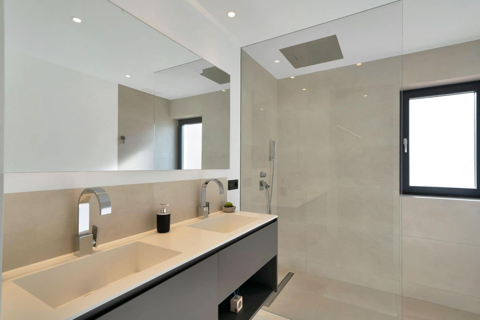 2 Zimmer Apartment zu verkaufen in Marbella - 1.385.000 € (Ref: 9651388)