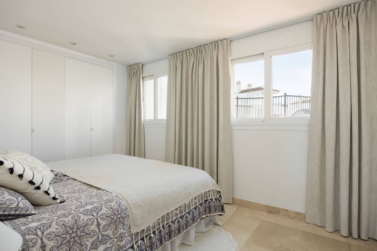 3 soverom Penthouse til salgs i El Paraiso - € 750 000 (Ref: 9651389)