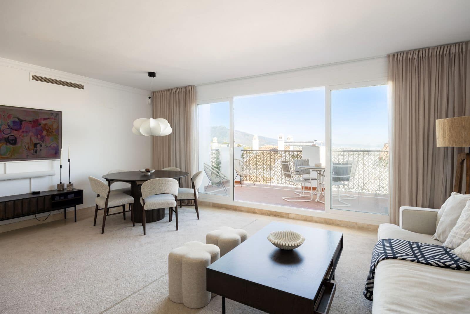 3 soverom Penthouse til salgs i El Paraiso - € 750 000 (Ref: 9651389)