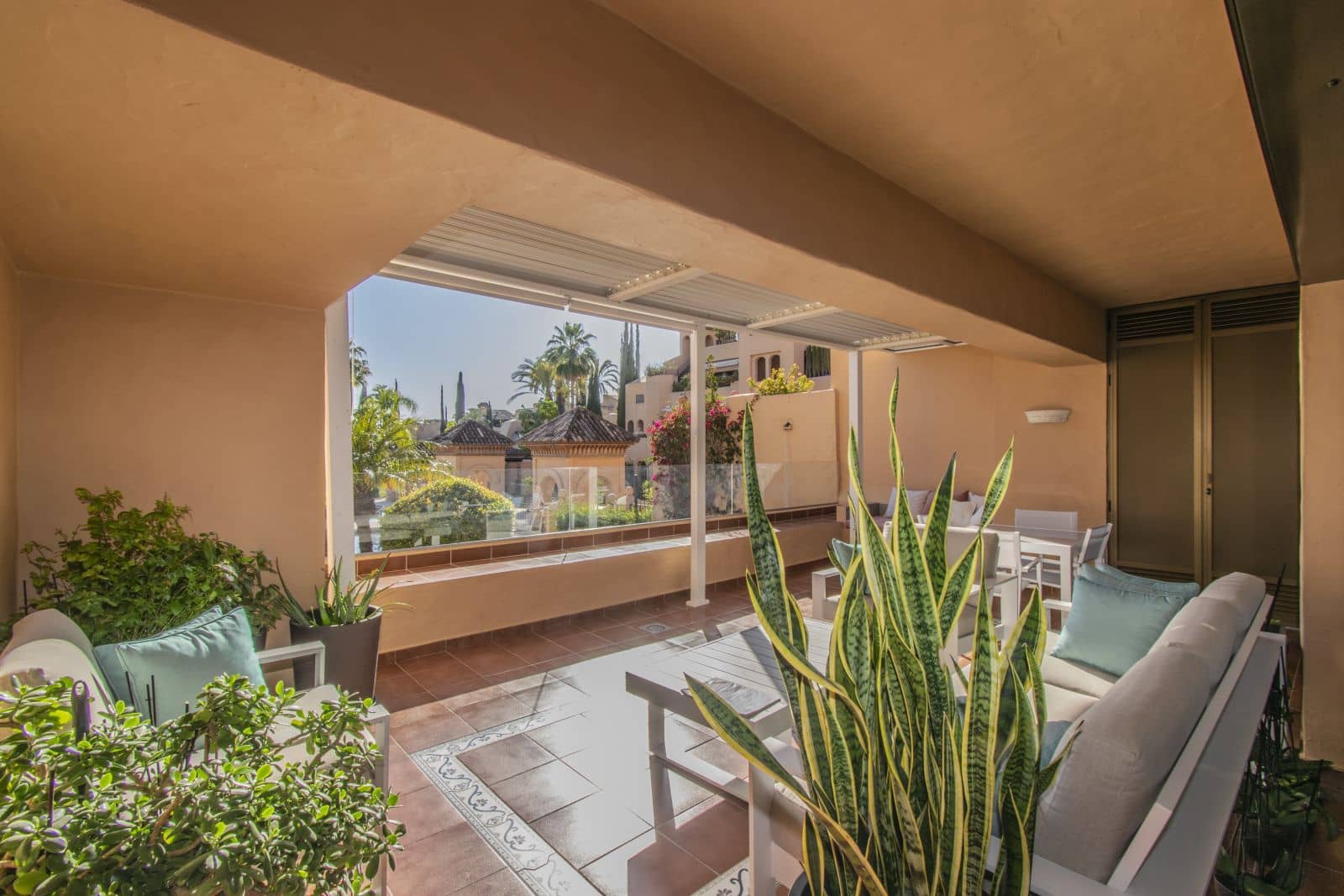 2 Zimmer Apartment zu verkaufen in Marbella - 480.000 € (Ref: 9651390)