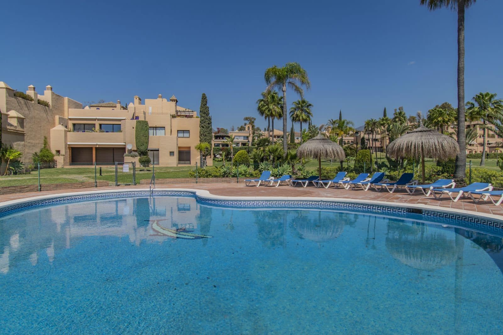 2 Zimmer Apartment zu verkaufen in Marbella - 480.000 € (Ref: 9651390)