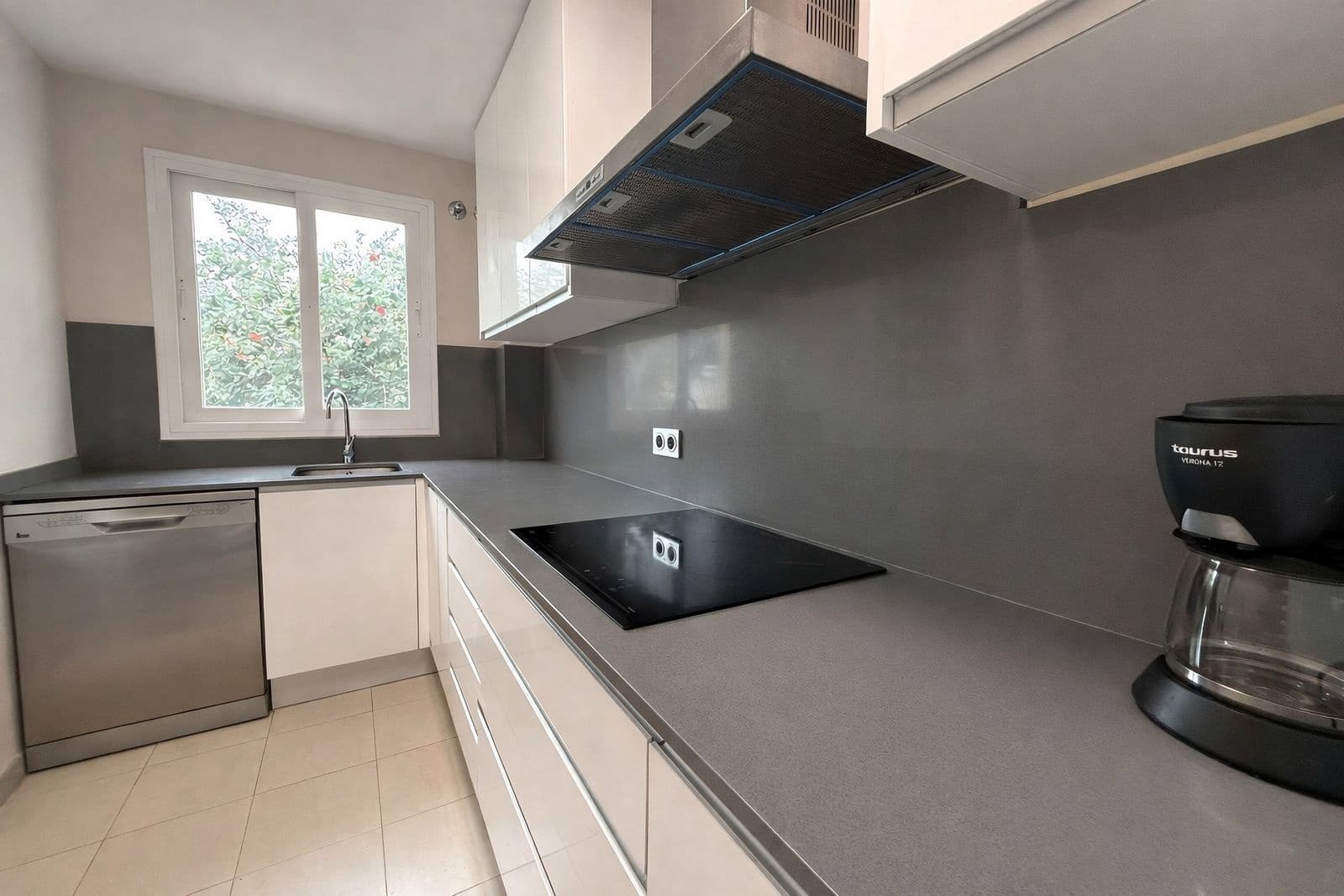 2 sovrum Lägenhet till salu i Manilva - 286 000 € (Ref: 9651391)