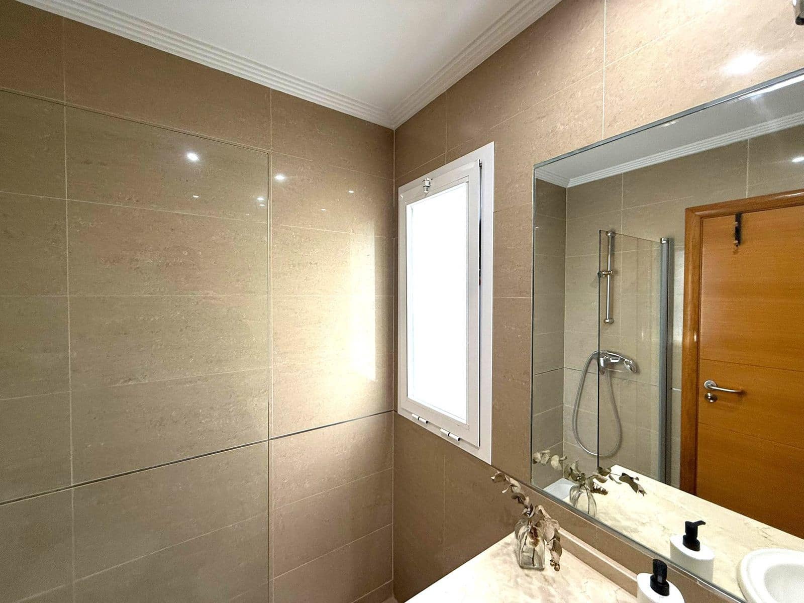 2 sovrum Lägenhet till salu i Manilva - 286 000 € (Ref: 9651391)