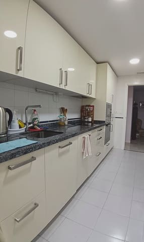 3 Zimmer Apartment zu verkaufen in Marbella - 750.000 € (Ref: 9651404)
