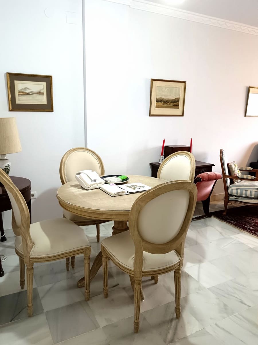 3 Zimmer Apartment zu verkaufen in Marbella - 750.000 € (Ref: 9651404)