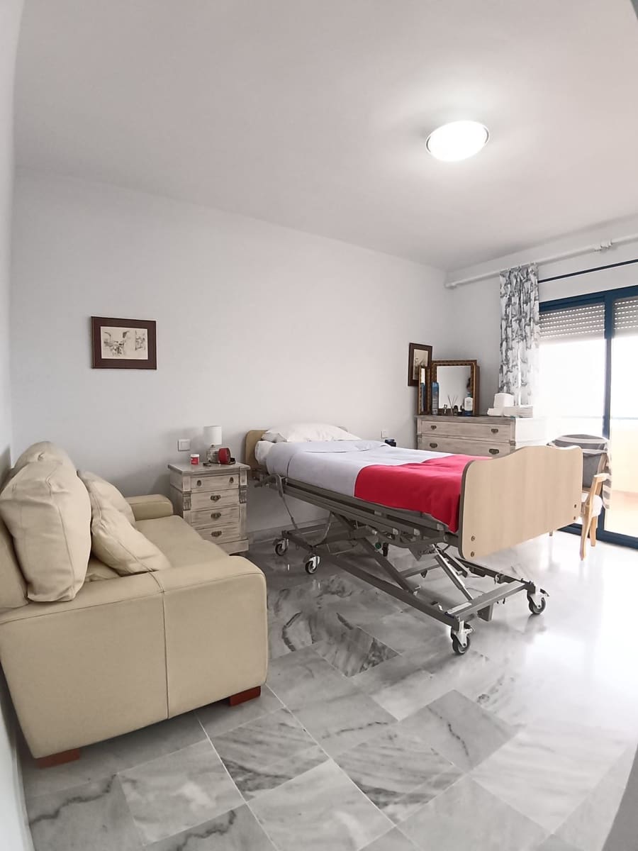 3 Zimmer Apartment zu verkaufen in Marbella - 750.000 € (Ref: 9651404)