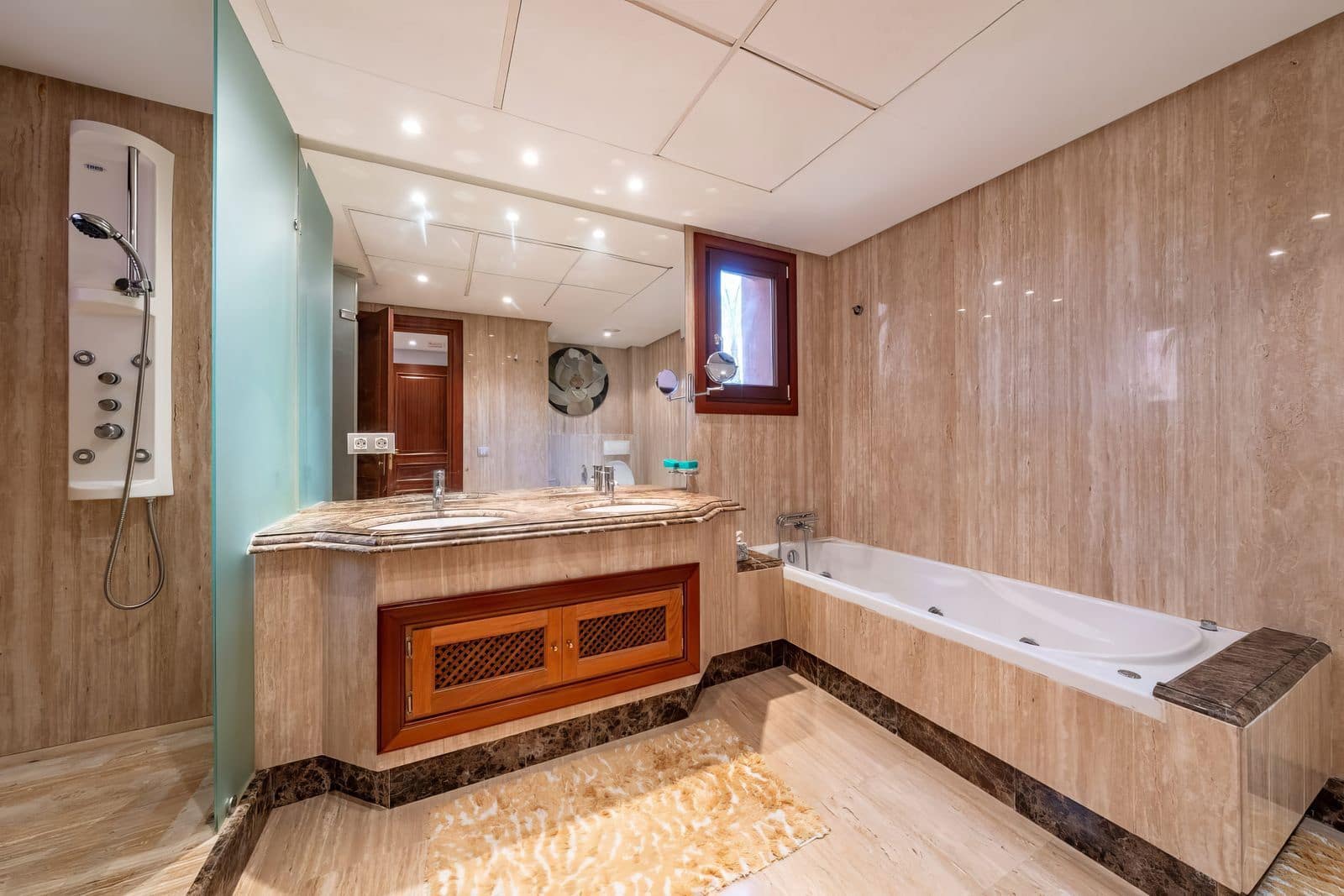 3 Zimmer Apartment zu verkaufen in Estepona - 825.000 € (Ref: 9651407)