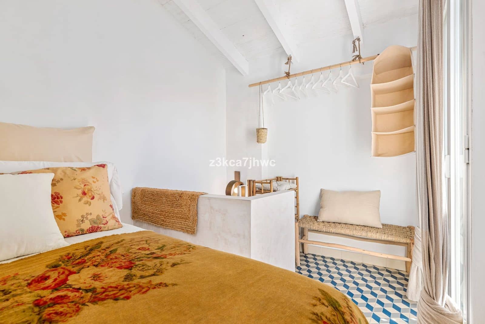 2 makuuhuone Omakotitalo myytävänä paikassa Estepona - 380 000 € (Ref: 9651408)