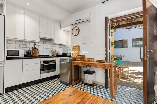 2 makuuhuone Omakotitalo myytävänä paikassa Estepona - 380 000 € (Ref: 9651408)